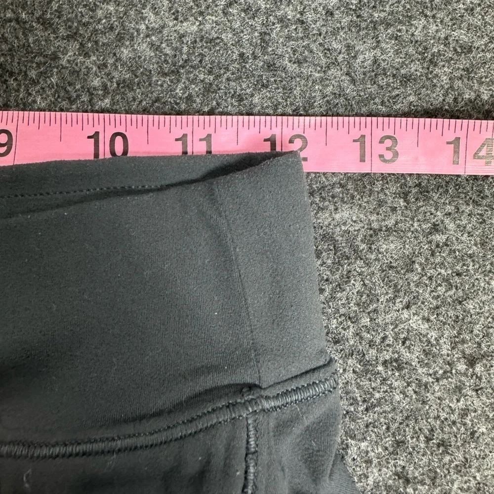 Lululemon Rejuvenate Crop 18